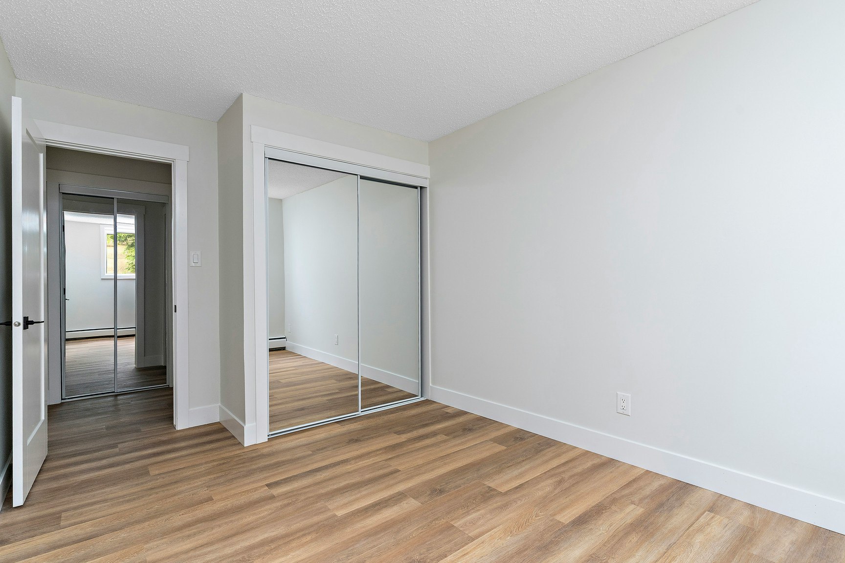 103-10630 114 Street Northwest, Edmonton, AB, T5H 3J9 - 19