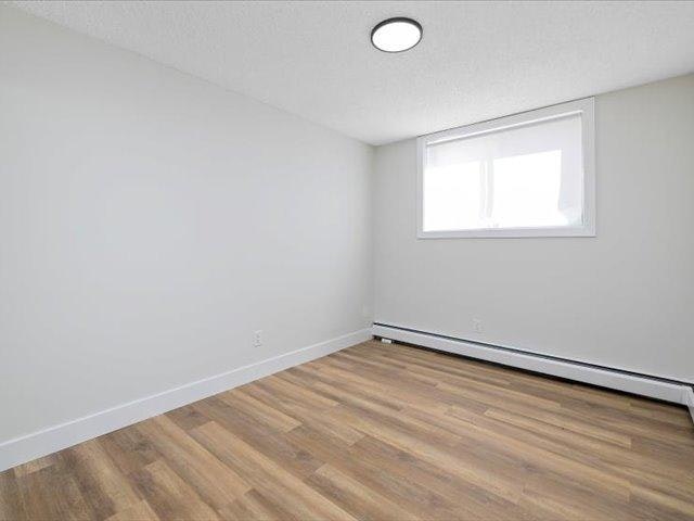 104-10630 114 Street Northwest, Edmonton, AB, T5H 3J9 - 3