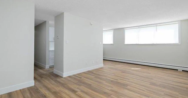 104-10630 114 Street Northwest, Edmonton, AB, T5H 3J9 - 20