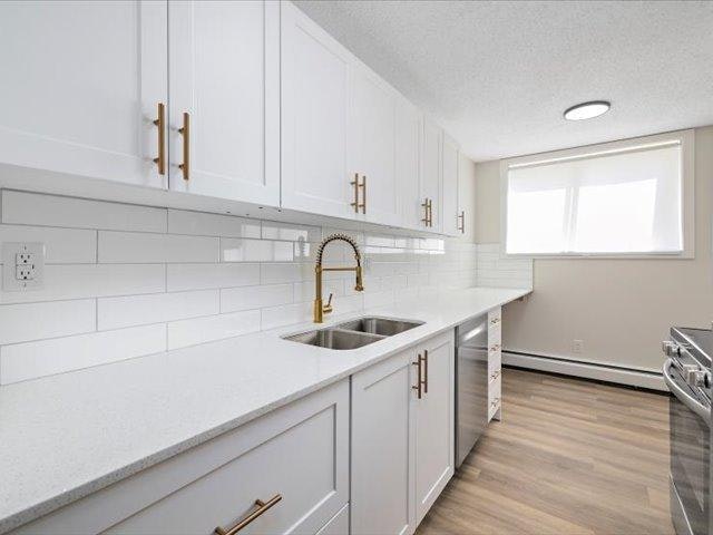 104-10630 114 Street Northwest, Edmonton, AB, T5H 3J9 - 10
