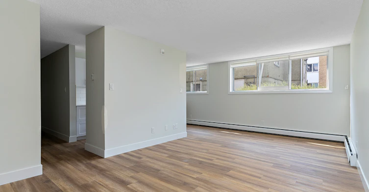 104-10630 114 Street Northwest, Edmonton, AB, T5H 3J9 - 27