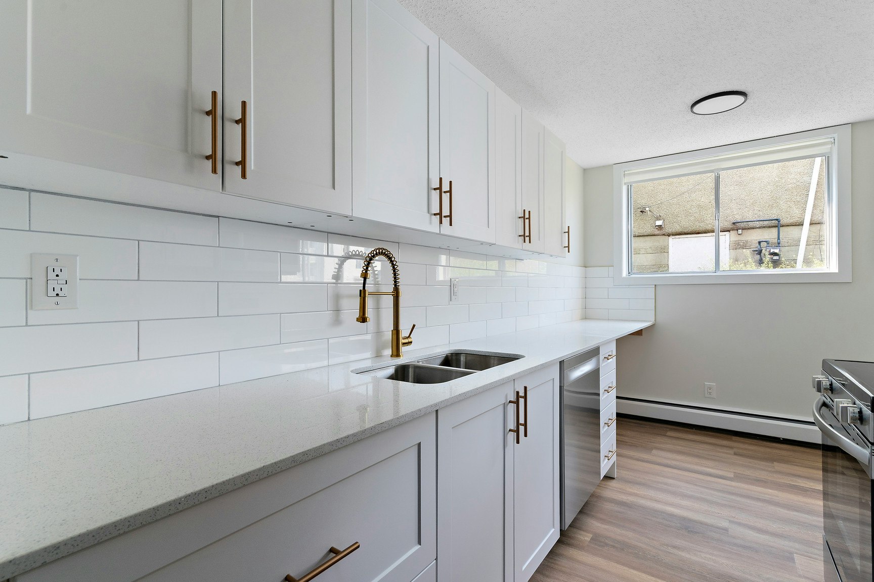 104-10630 114 Street Northwest, Edmonton, AB, T5H 3J9 - 26
