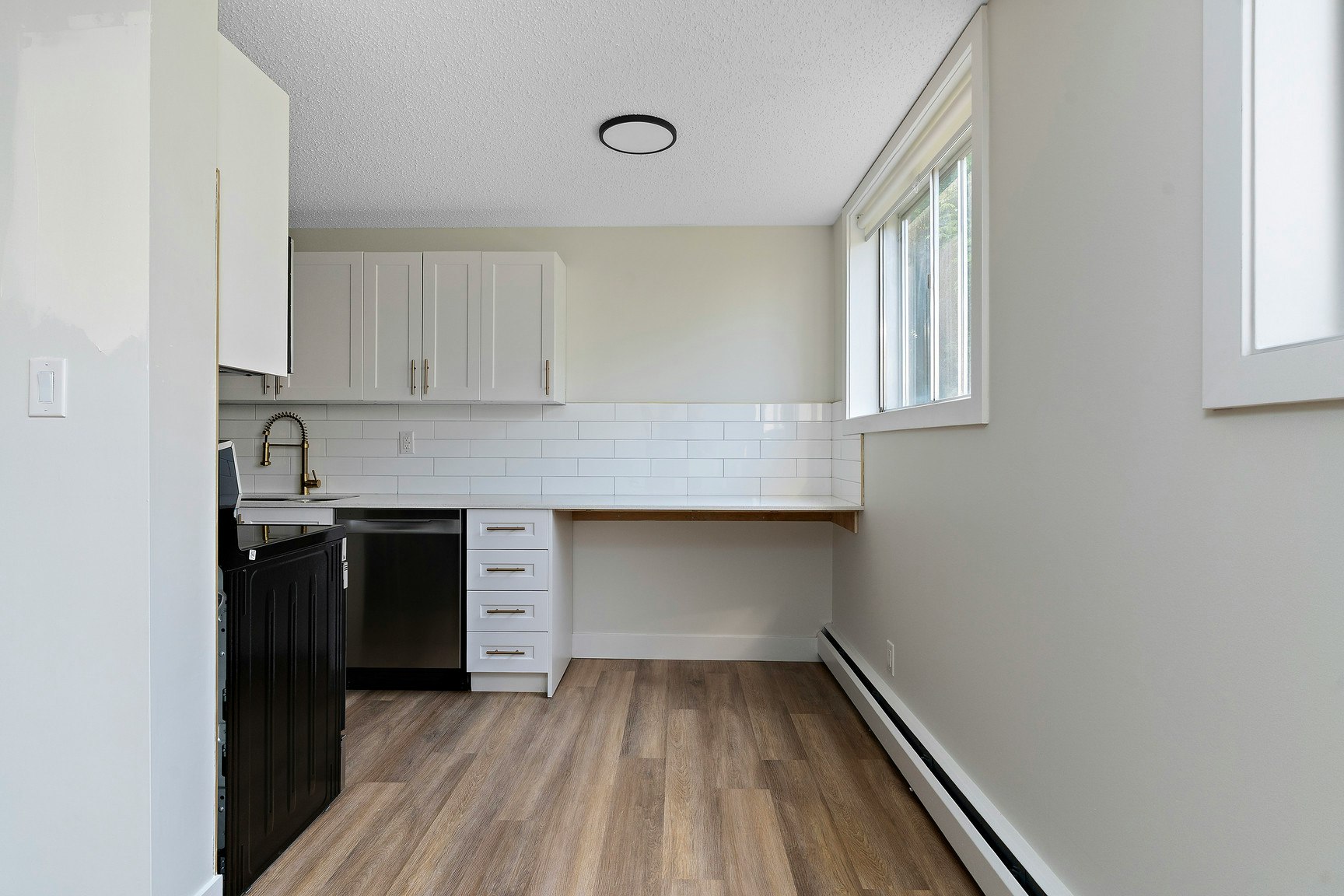 104-10630 114 Street Northwest, Edmonton, AB, T5H 3J9 - 34