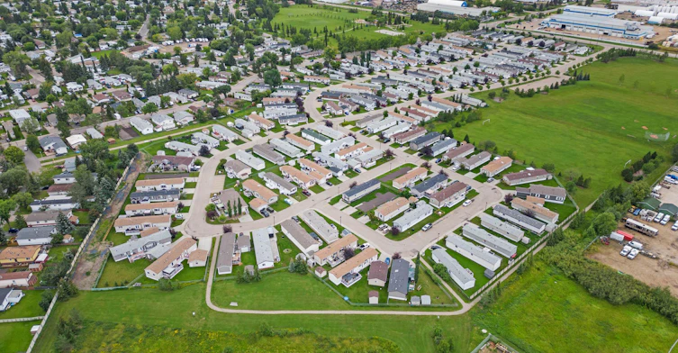 RID117-1 Maple Ridge Drive Northwest, Edmonton, AB, T6P 1A1 - 16