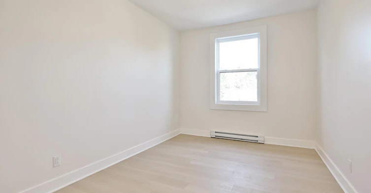 4188 Décarie Boulevard, Montréal, QC, H4A 3K2 - 5