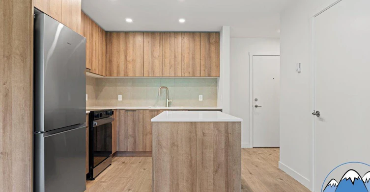3594 Malsum Drive, North Vancouver, BC, V7G 0B4 - 6