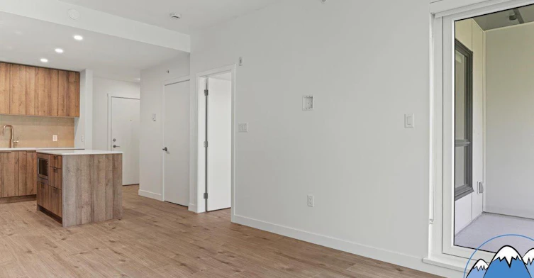 3594 Malsum Drive, North Vancouver, BC, V7G 0B4 - 10