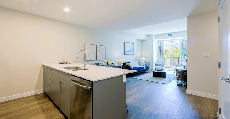 1-210-33 Prince Of Wales Drive, Collingwood, ON, L9Y 5E7 - 32