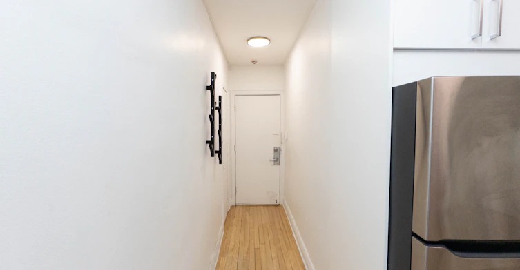 3 bedroom unit-1555 Summerhill Avenue, Montréal, QC, H3H 1C5 - 6