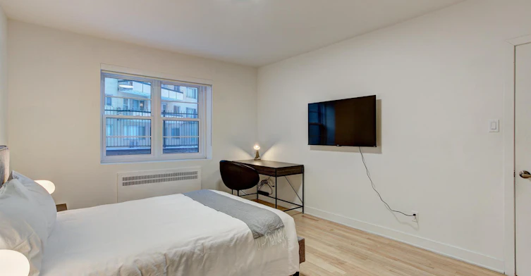 2 Bedroom-1555 Summerhill Avenue, Montréal, QC, H3H 1C5 - 12