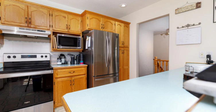 9 Parson Drive, Sylvan Lake, AB, T4S 1K4 - 6