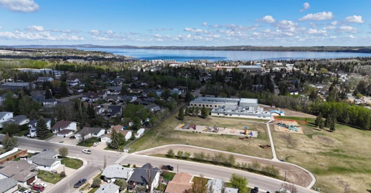 9 Parson Drive, Sylvan Lake, AB, T4S 1K4 - 18