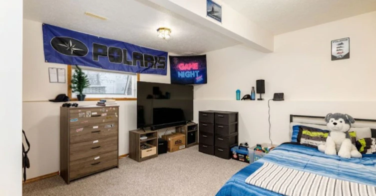 9 Parson Drive, Sylvan Lake, AB, T4S 1K4 - 12