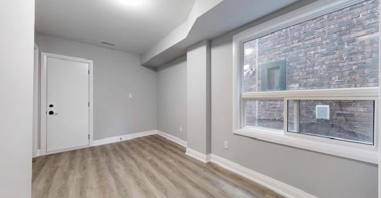 2-253 Oakwood Avenue, Toronto, ON, M6E 2V3 - 12