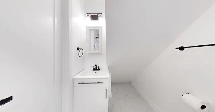 2-253 Oakwood Avenue, Toronto, ON, M6E 2V3 - 9