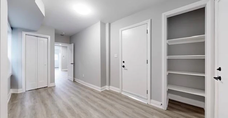 2-253 Oakwood Avenue, Toronto, ON, M6E 2V3 - 10