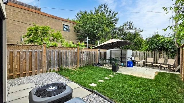 2-253 Oakwood Avenue, Toronto, ON, M6E 2V3 - 4