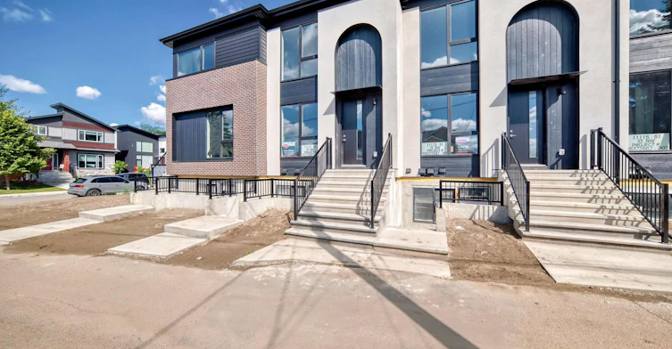 Main-11111 51 Street Northwest, Edmonton, AB, T5W 3E5 - 3