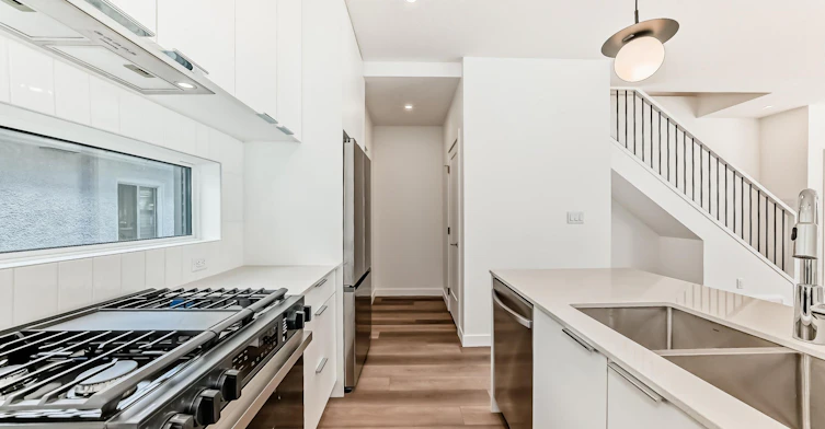 Main-11111 51 Street Northwest, Edmonton, AB, T5W 3E5 - 12