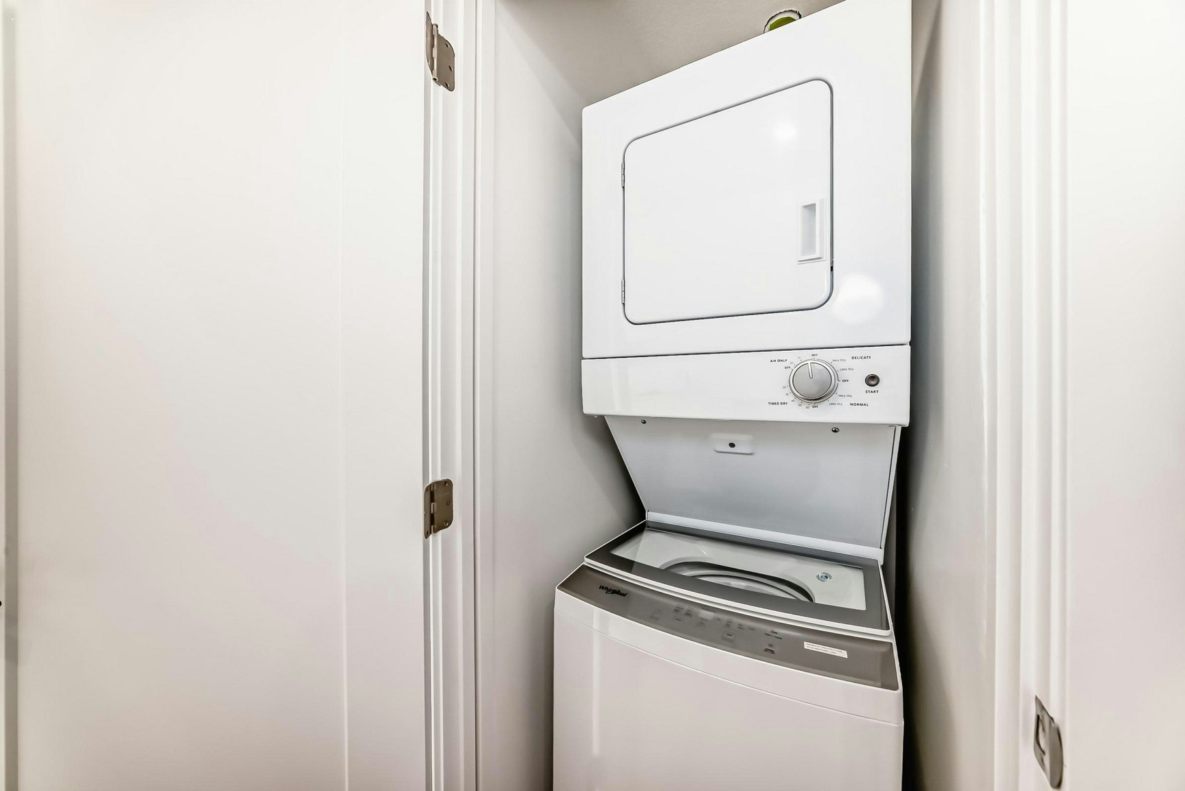 11111 51 Street Northwest, Edmonton, AB, T5W 3E5 - 10