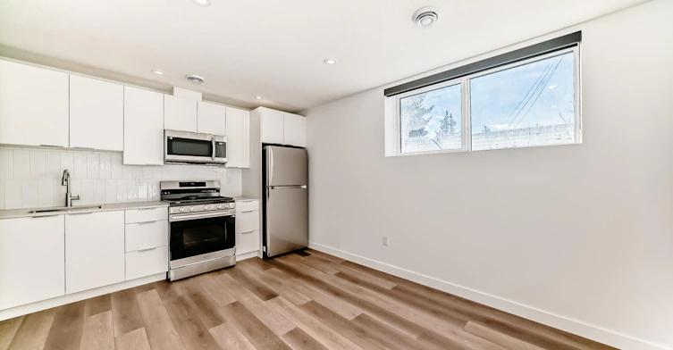 11111 51 Street Northwest, Edmonton, AB, T5W 3E5 - 17