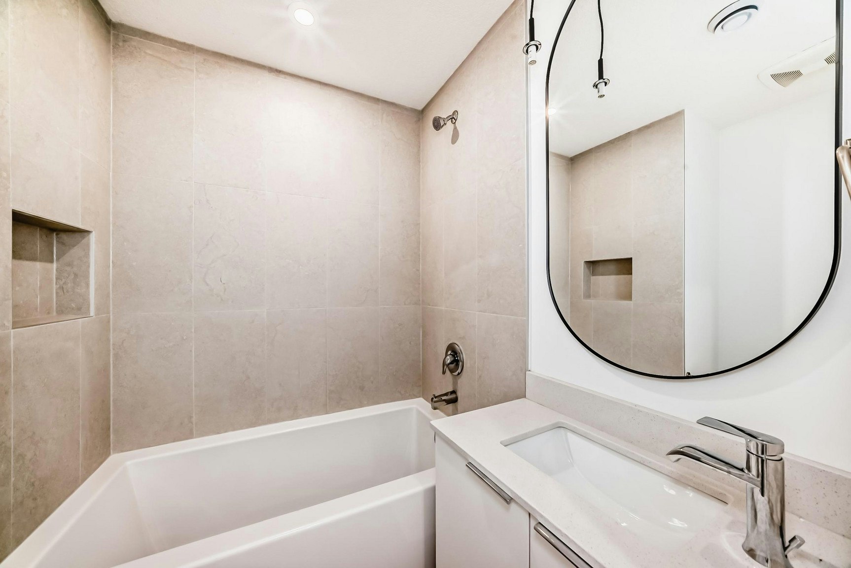 11111 51 Street Northwest, Edmonton, AB, T5W 3E5 - 13
