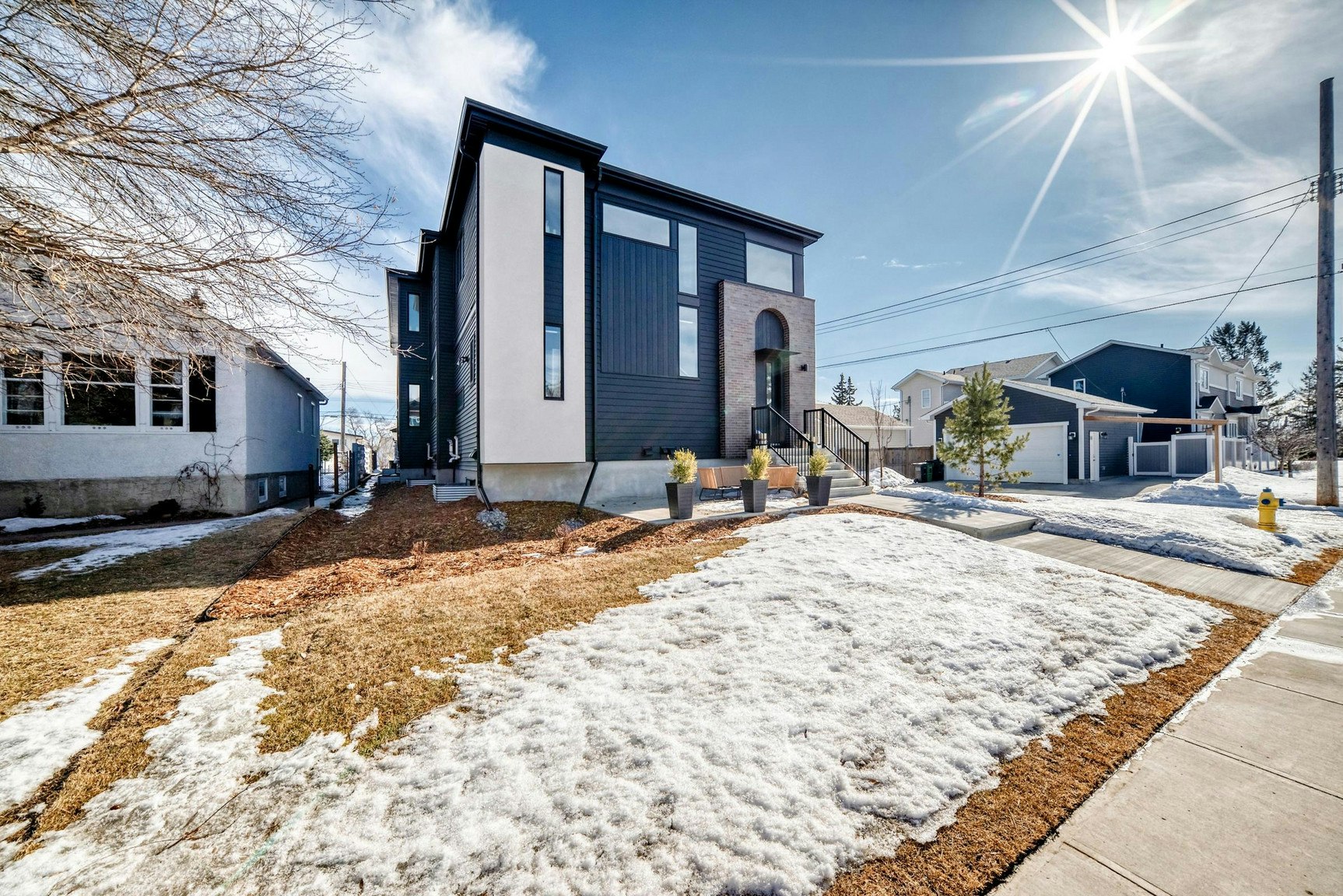 11111 51 Street Northwest, Edmonton, AB, T5W 3E5