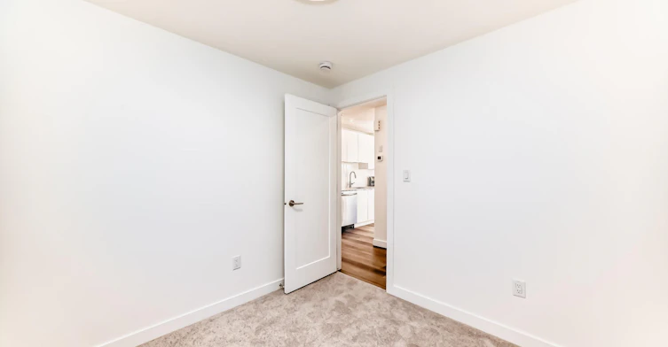 11111 51 Street Northwest, Edmonton, AB, T5W 3E5 - 15
