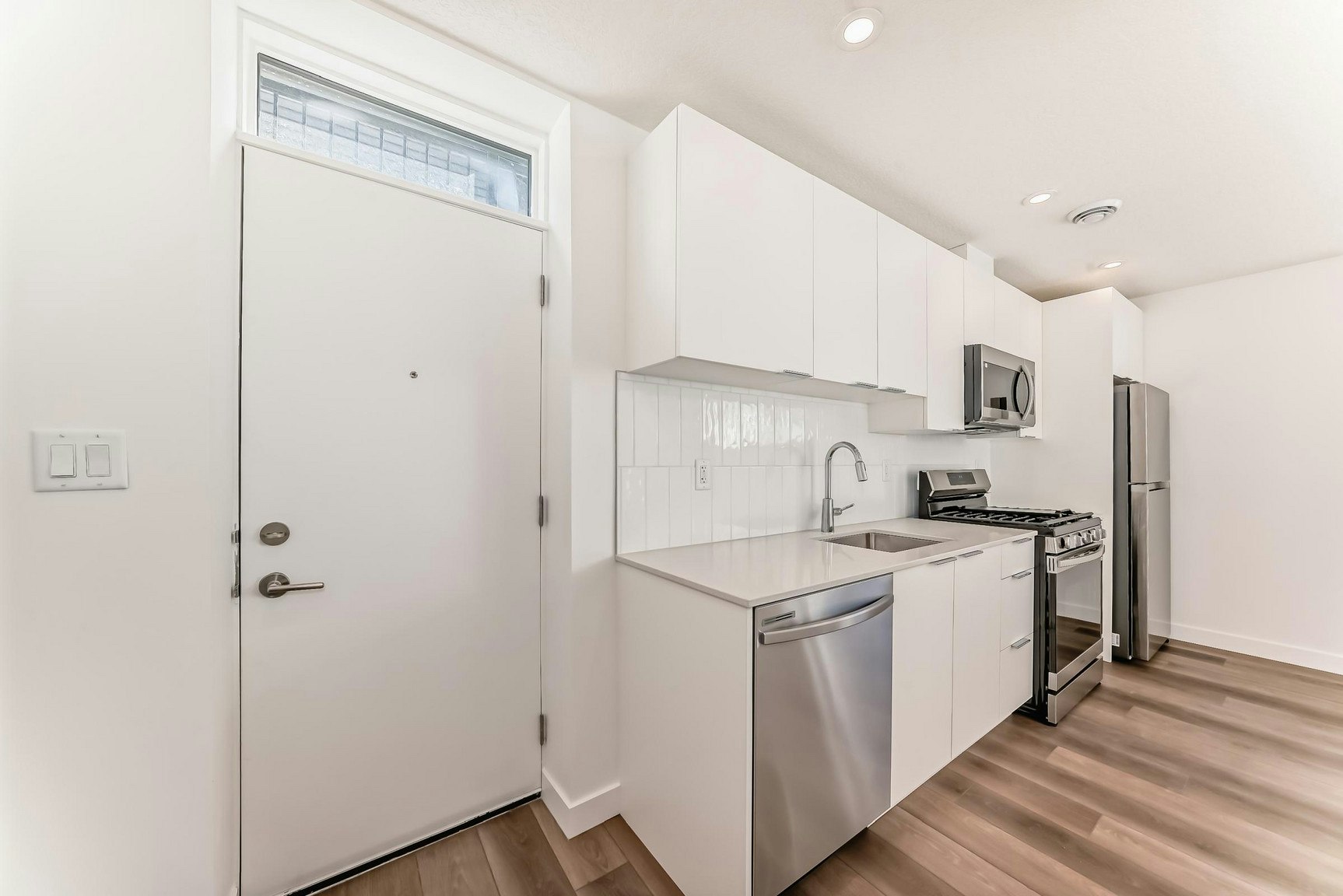 11111 51 Street Northwest, Edmonton, AB, T5W 3E5 - 23