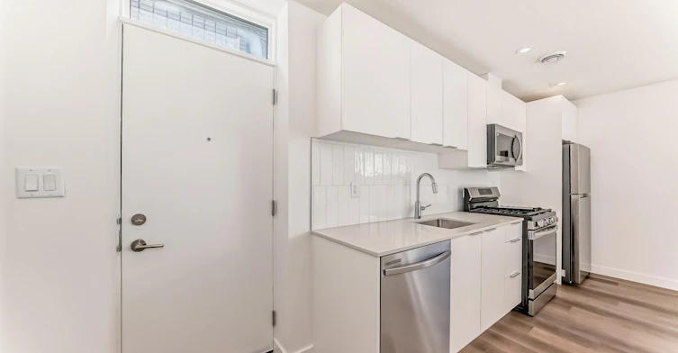 11111 51 Street Northwest, Edmonton, AB, T5W 3E5 - 23