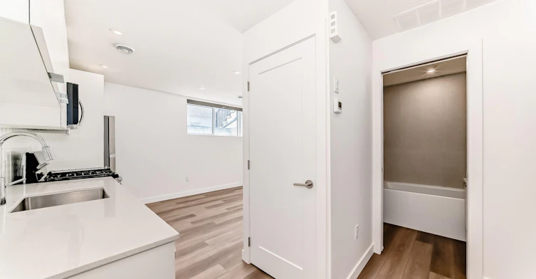 11111 51 Street Northwest, Edmonton, AB, T5W 3E5 - 24