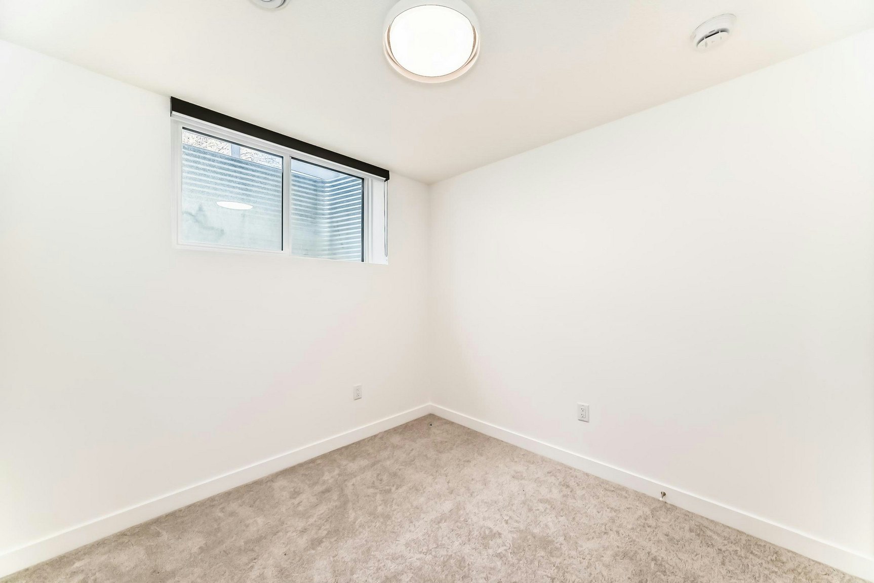 11111 51 Street Northwest, Edmonton, AB, T5W 3E5 - 16