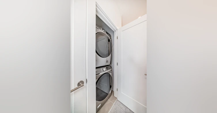 Main-6415 93 Street Northwest, Edmonton, AB, T6E 3B1 - 38