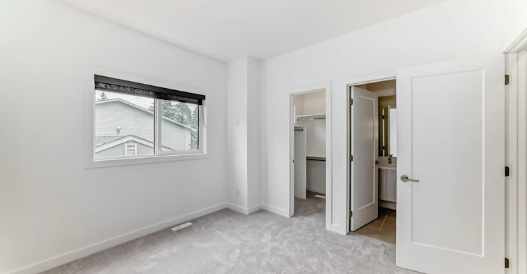 Main-6415 93 Street Northwest, Edmonton, AB, T6E 3B1 - 28