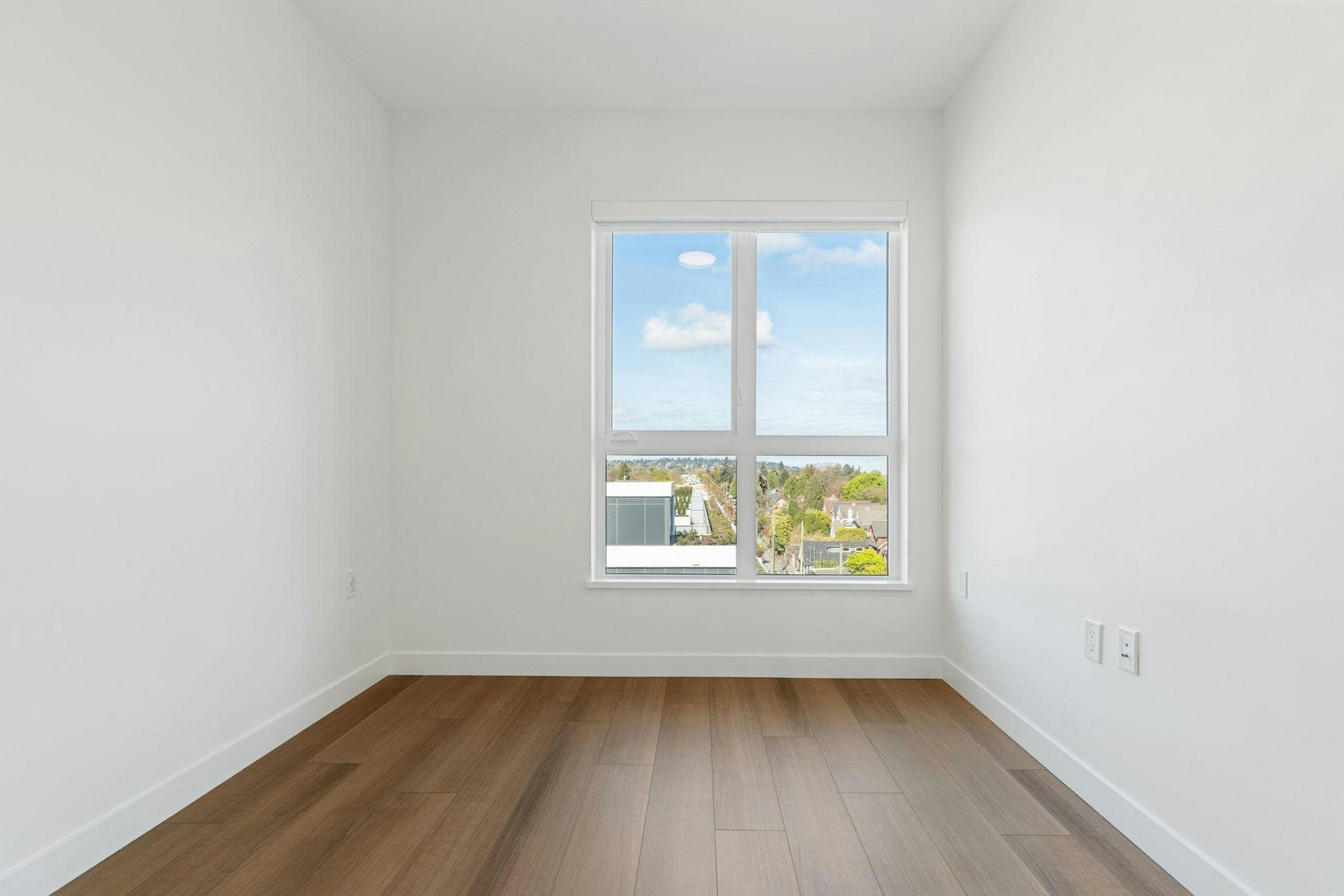 618-1960 Macdonald Street, Vancouver, BC, V6K 0J1 - 3