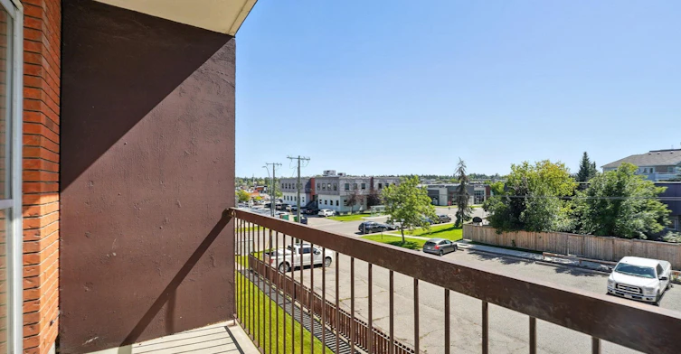 607 Kingsmere Crescent Southwest, Calgary, AB, T2V 2H9 - 6