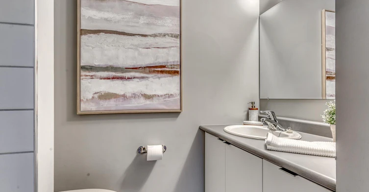 6205 101 Avenue Northwest, Edmonton, AB, T6A 0H3 - 14
