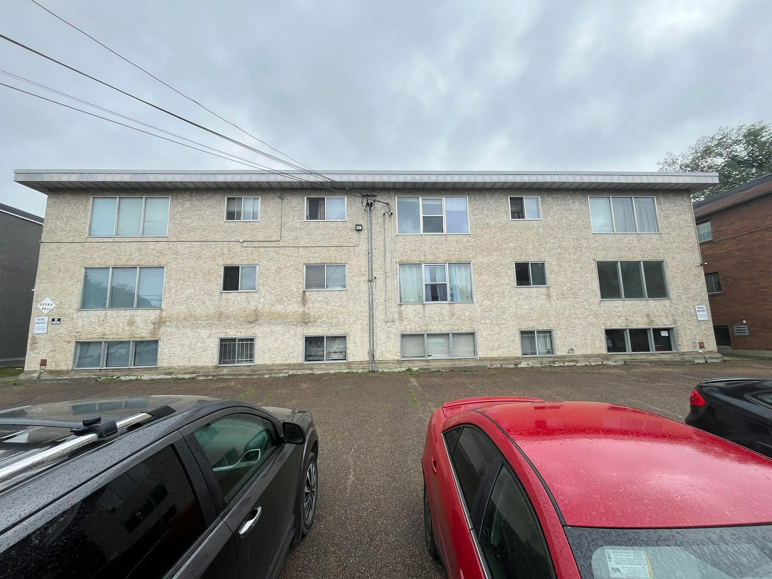 12108 82 Street Northwest, Edmonton, AB, T5B 2W7 - 10