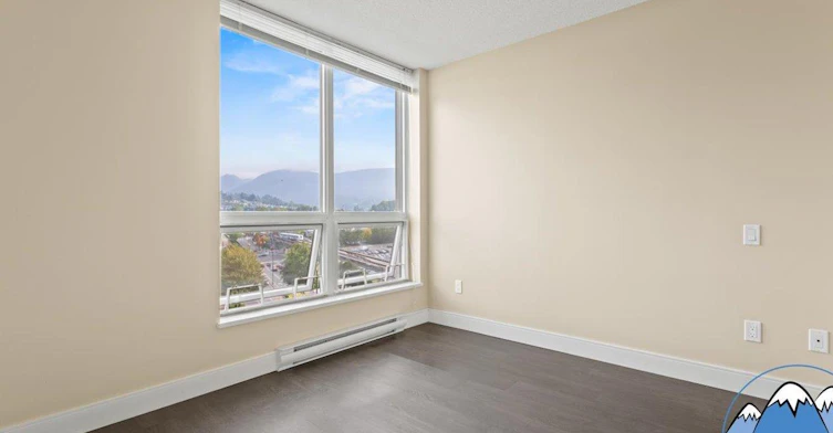3007 Glen Drive, Coquitlam, BC, V3B 0L8 - 10