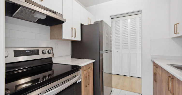 621 West 57th Avenue, Vancouver, BC, V6P 1R8 - 7