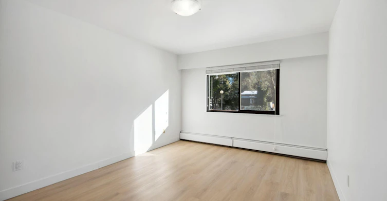 621 West 57th Avenue, Vancouver, BC, V6P 1R8 - 8