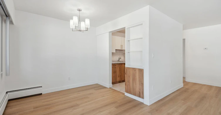 621 West 57th Avenue, Vancouver, BC, V6P 1R8 - 9