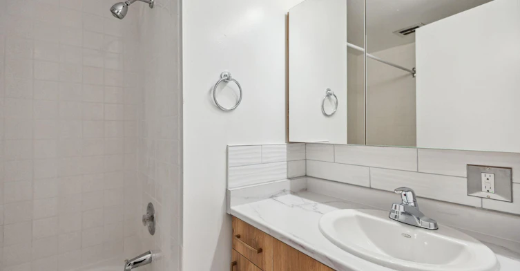 621 West 57th Avenue, Vancouver, BC, V6P 1R8 - 21