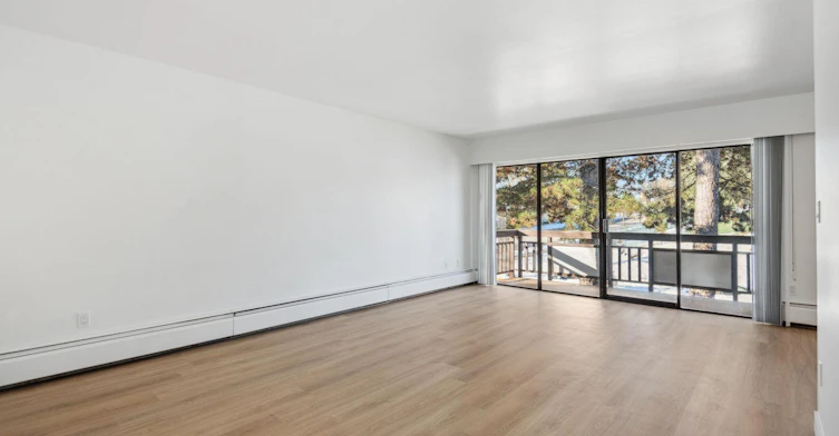 621 West 57th Avenue, Vancouver, BC, V6P 1R8
