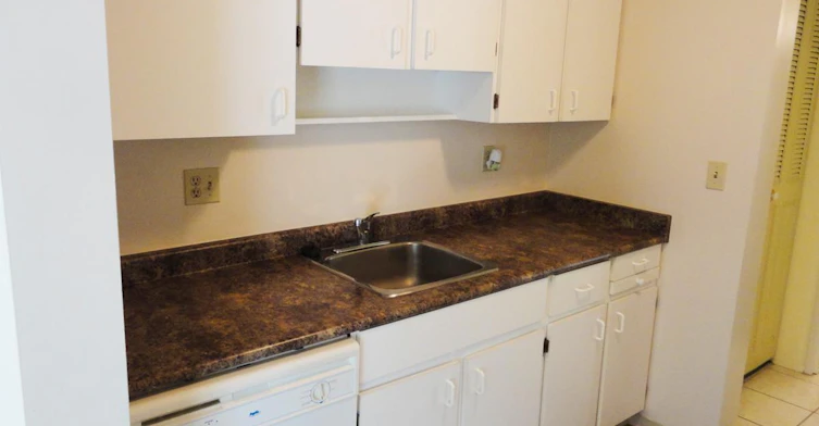 621 West 57th Avenue, Vancouver, BC, V6P 1R8 - 3
