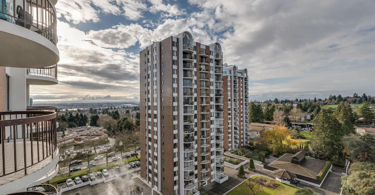 621 West 57th Avenue, Vancouver, BC, V6P 1R8 - 2