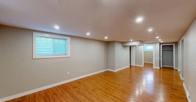 316 60 Street Southeast, Calgary, AB, T2A 7X7 - 4