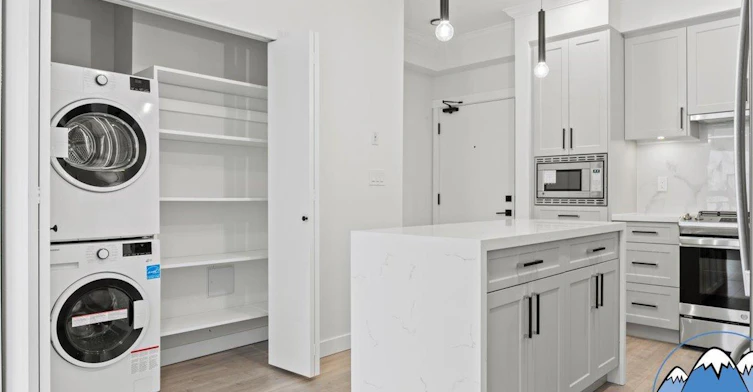 12109 223 Street, Maple Ridge, BC, V2X 5Y6 - 8