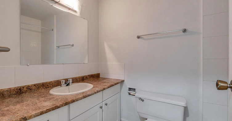 695 Southeast Marine Drive, Vancouver, BC, V5X 2T6 - 15