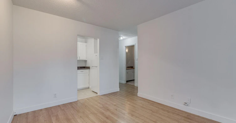 695 Southeast Marine Drive, Vancouver, BC, V5X 2T6 - 9